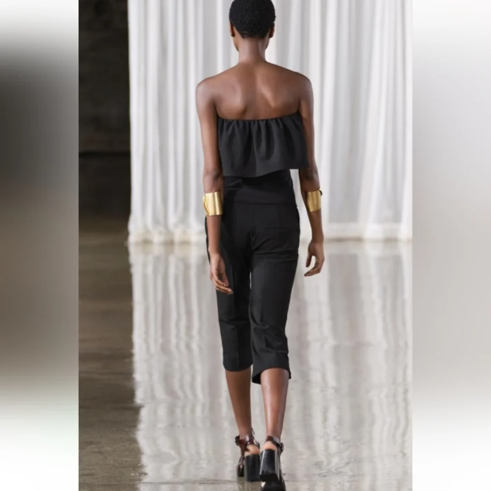 ZARA STRAPLESS TOP WITH RULLE DETAILL - Picture 2 of 7